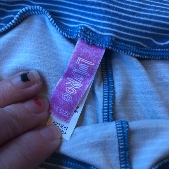 Lularoe Disney Leggings Bundle Set of 2 Minnie Mouse One Size - Picture 5 of 16